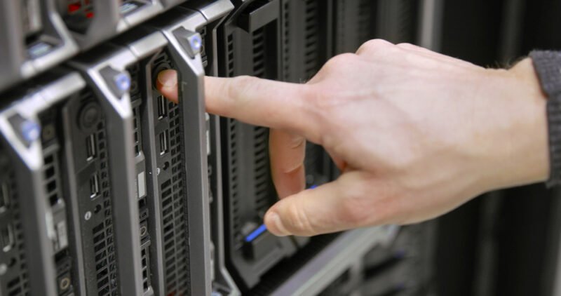 the-importance-of-power-distribution-in-data-centers